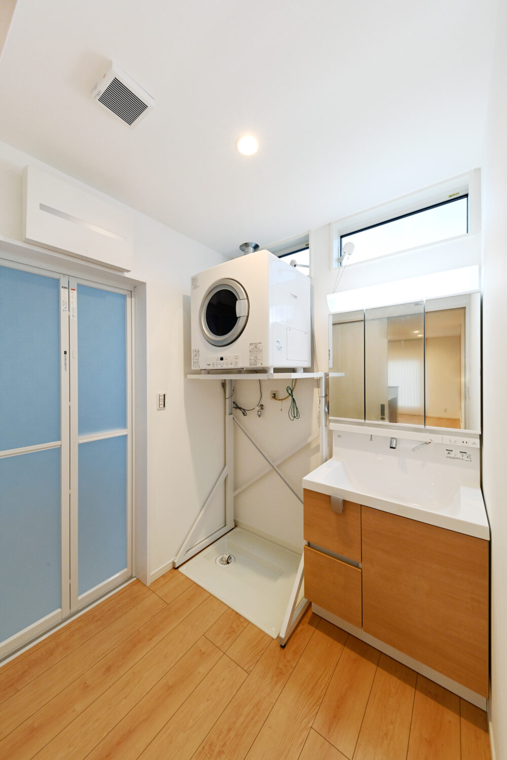 鶴ヶ島市M様邸｜2階リビングのミニマルハウス