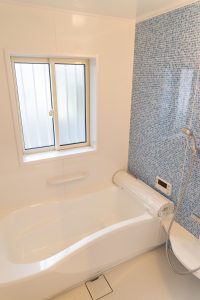東松山市Y様邸｜上下の外壁の貼り分けがいいｱｸｾﾝﾄ