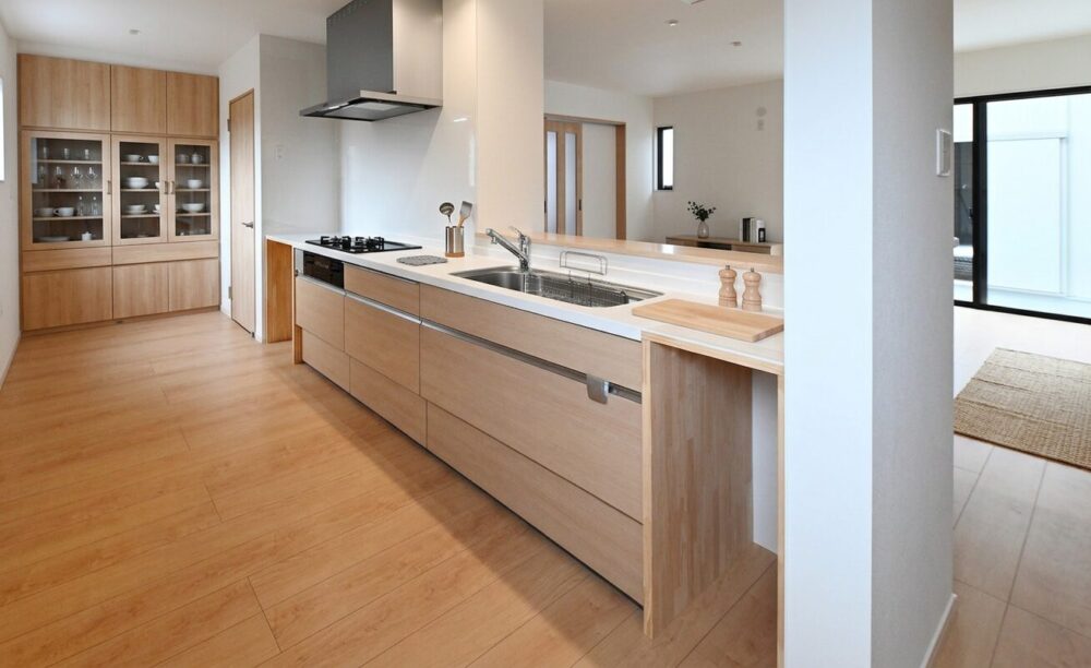 嵐山町K様邸｜家族の時間を包み込む薪ストーブのある家